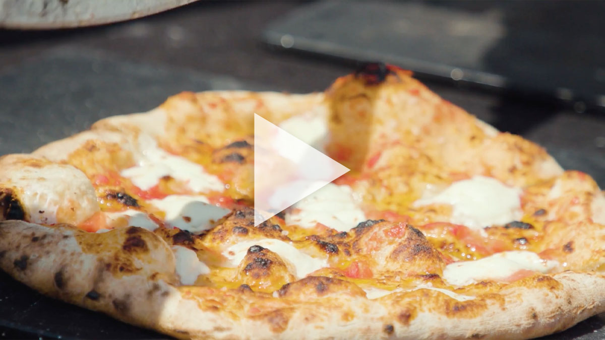 A Wandering Fire pizza